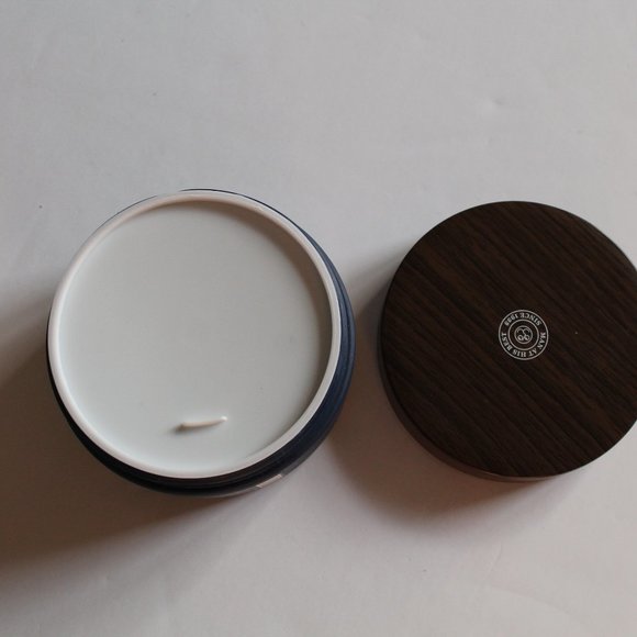 Esquire Grooming The Pomade 3oz/ 85g Light Hold Medium Shine - Picture 4 of 5